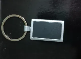 Bolígrafo y Llavero Nuevo