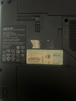 Portátil Acer Beige