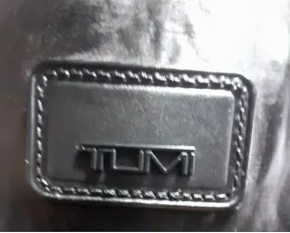 Bolso Tumi Negro/Rojo