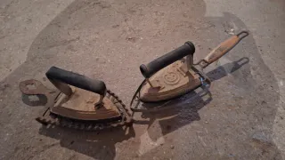 2 Planchas antiguas de hierro