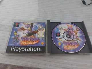 Spyro Year of the Dragon PlayStation