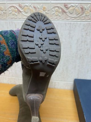 Botas de tacón piel T.36