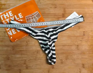 Tanga hombre rayas blanco y negro