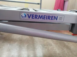 Cama articulada elevable