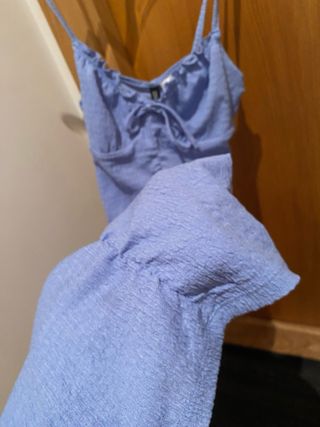 Vestido azul fruncido