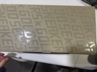 Zapatillas con estrella sin estrenar.