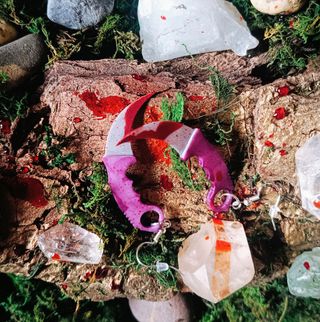 Pendientes, Collar y Llavero Artesanal