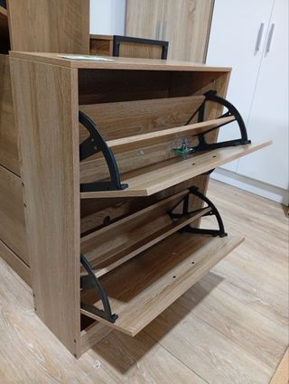 Zapatero madera y metal