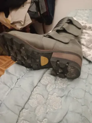 Botas motero Dr. Martens grises