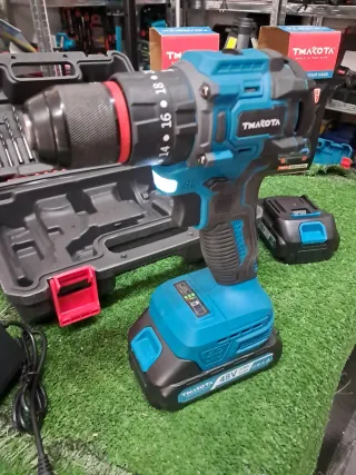 Trapano avvitatore doppia batteria