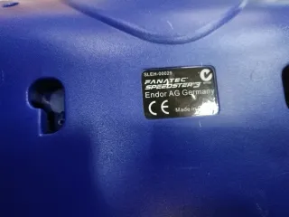 Volante Fanatec con pedales