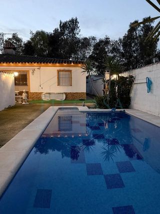 Chalet en venta en Pinar de los Franceses - Marquesado en Chiclana de la Frontera