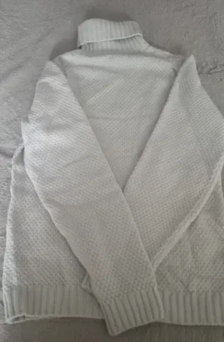 Jersey Massimo Dutti cuello alto beige