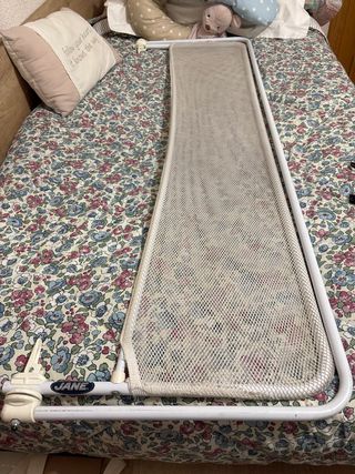 Barra protección cama niños 133 cm