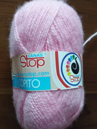 Lanas Copito 12 ovillos rosa y verde