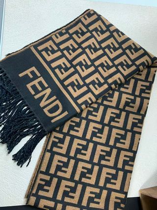 Bufanda Fendi Marrón y Negra