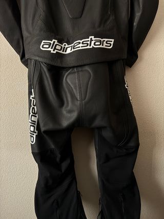 Mono de cuero Alpinestars