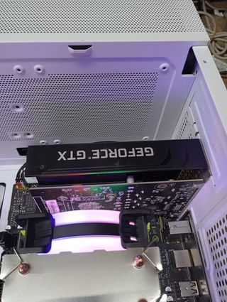 Caja PC Gaming Blanca T165