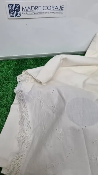 Juego de cama blanco bordado 90 cm