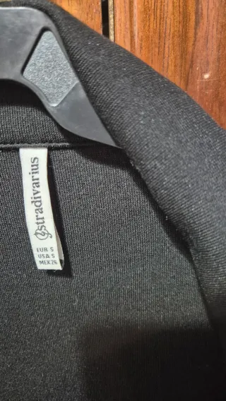 Chaqueta punto Stradivarius negra Talla S