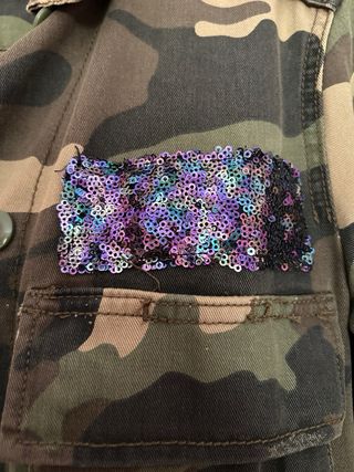 Chaqueta Camuflaje Bershka Talla XS