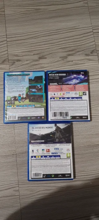 PS4 1TB + Controller + Giochi e cavo di ricarica