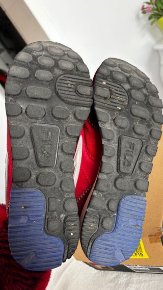 Zapatillas Fila Mujer Talla 39 Rojas. Muy poco uso