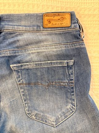 Diesel Jeans Bootcut Talla W25 L30