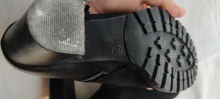 Botines negros tacón