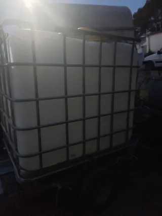 Bidón 1000L con jaula metálica