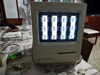 Apple Macintosh Classic II Antiguo
