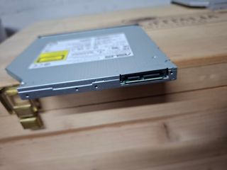 Masterizzatore DVD Asus SDRW-08U1MT