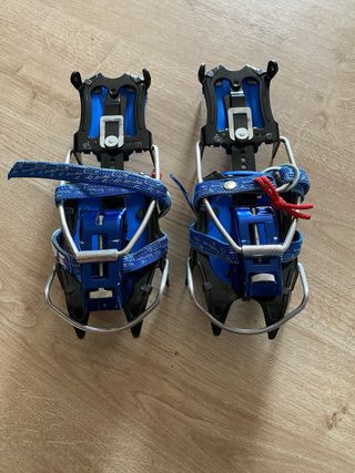 Crampones Simond para alpinismo
