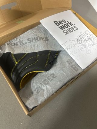 Bota seguridad talla 45 sin estrenar