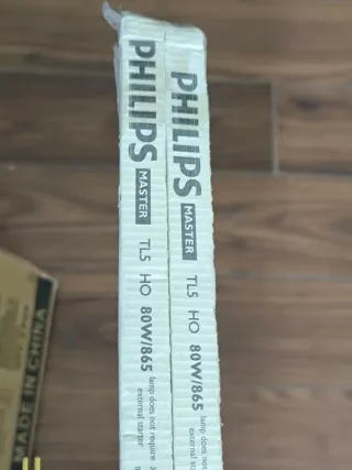 14 uds. Tubos fluorescentes Philips T5 y T4