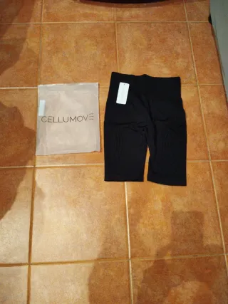 Leggings cortos anticelulitis compresión