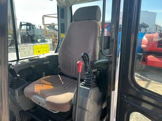 Miniexcavadora Bobcat E85