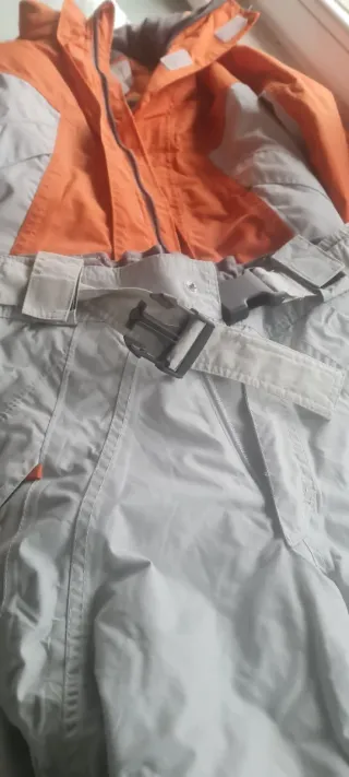 Traje de esquí infantil