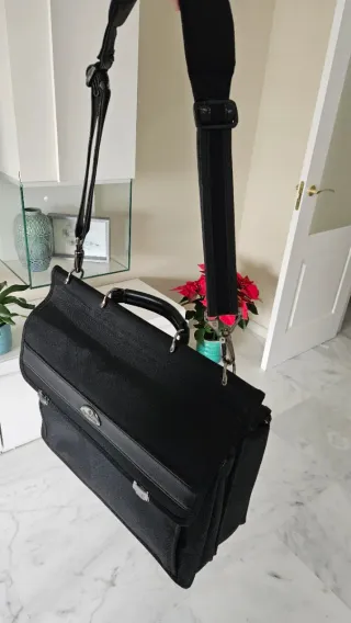 Maletín Samsonite Negro