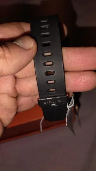 Casio G-Shock GD-010 Reloj Negro y Rojo