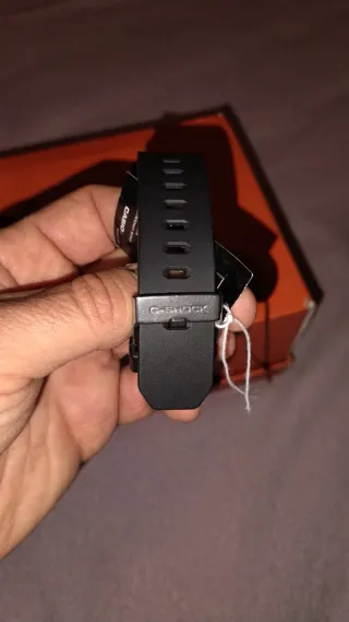 Casio G-Shock GD-010 Reloj Negro y Rojo