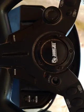 Volante y cambio Logic3 para PS1/N64