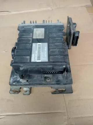 Centralita Motor Bosch 0 280 000 739 Audi VW Seat