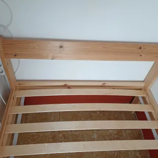 Estructura Cama Neuden Pino Ikea.