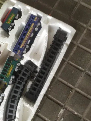 Tren de juguete vintage