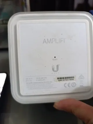 AmpliFi Home Wireless Mesh router and mesh point
