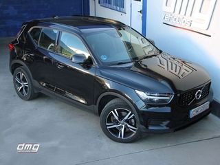 Volvo XC40 2.0 B4 G AWD R-Design Auto 197Cv