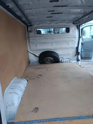 Furgoneta Renault trafic.