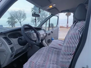 Furgoneta Renault trafic.