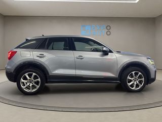 Audi Q2 .